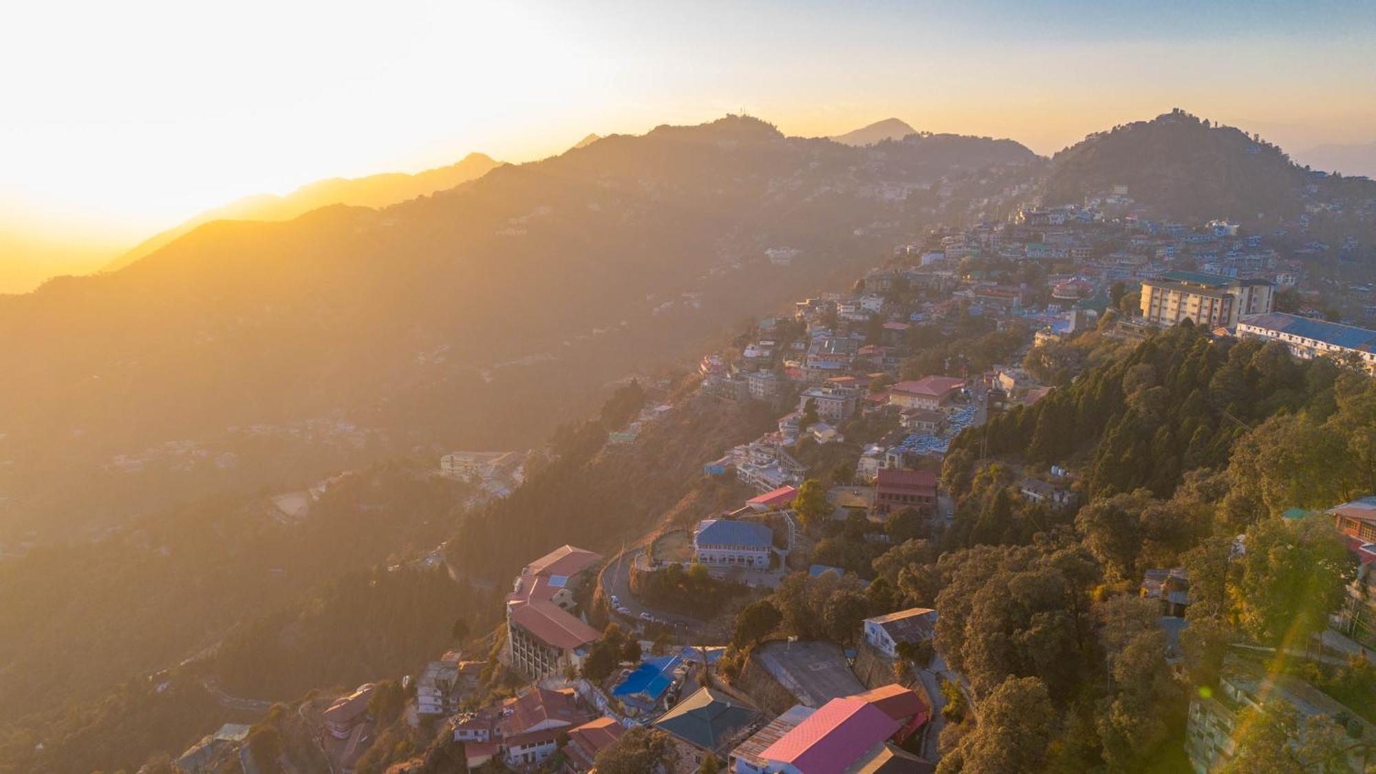 Perfectstayz Vista 5 Min Walk To Mall Road Mussoorie Bagian luar foto